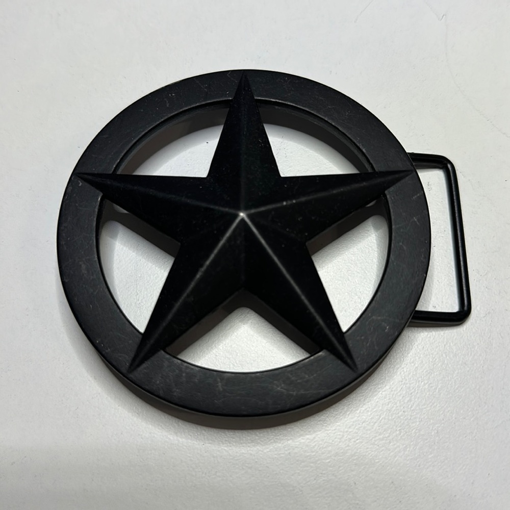 Black star belt buckle